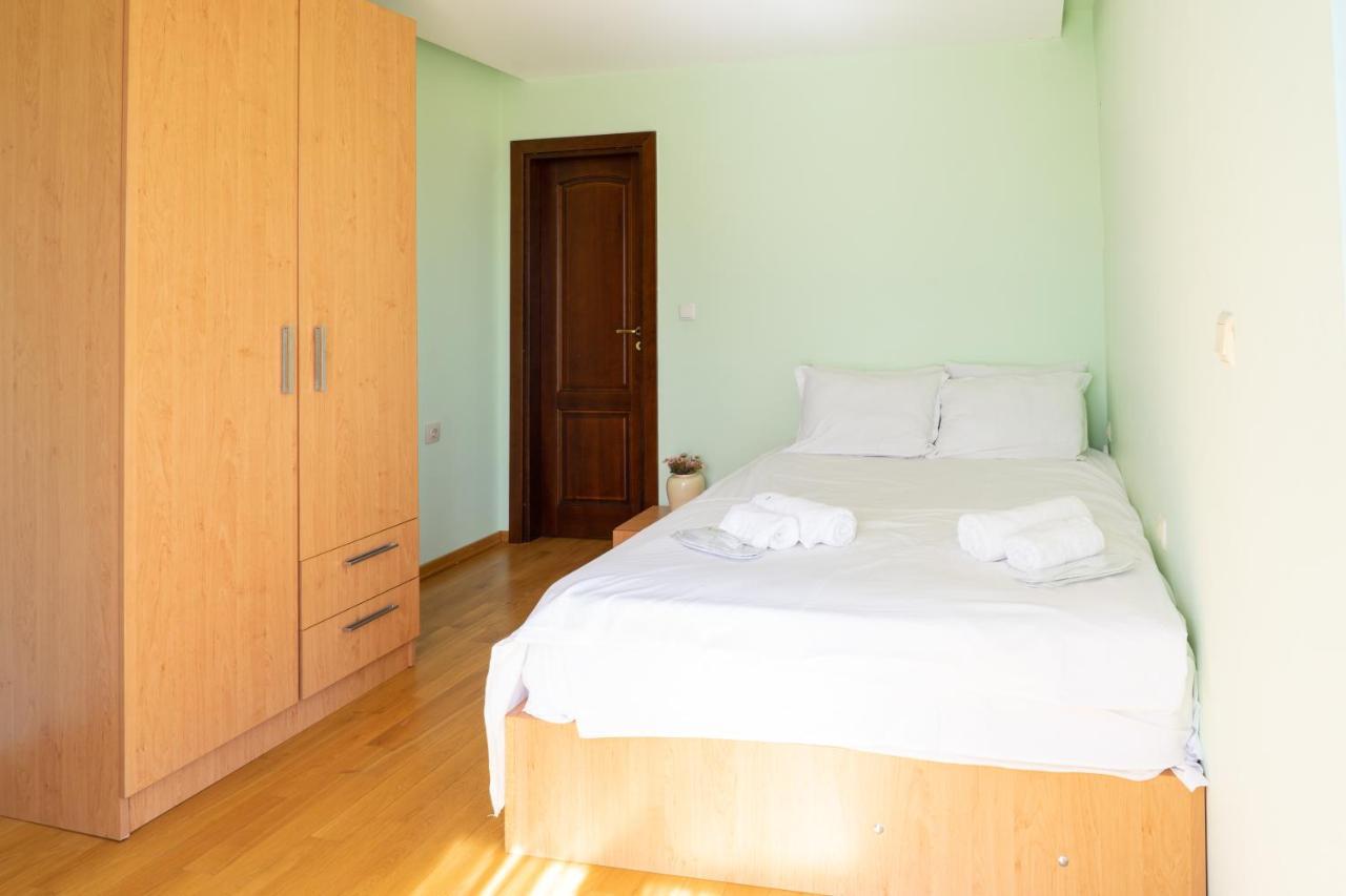 Central Flat With Monster Living Room Varna Dış mekan fotoğraf